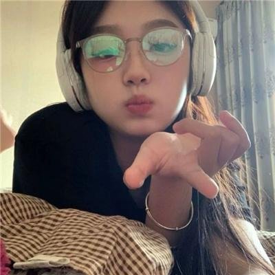 契约同居教授读心宠上天